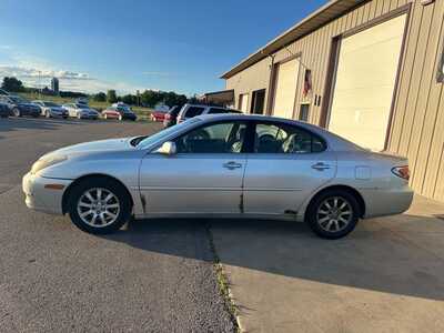 2003 Lexus ES Series, $999. Photo 9
