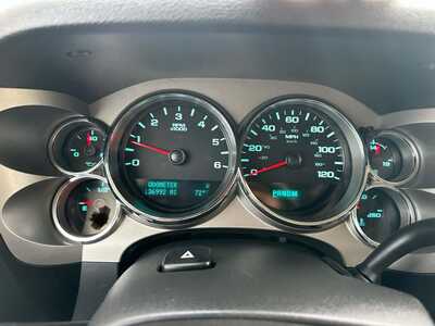 2011 Chevrolet SILVERADO 1500, $7500. Photo 4
