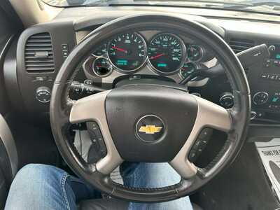 2011 Chevrolet SILVERADO 1500, $7500. Photo 5