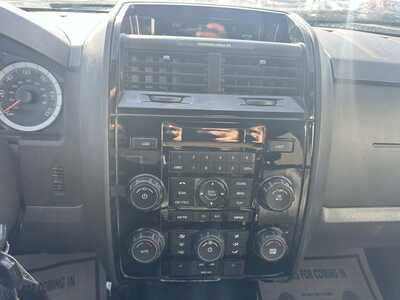 2009 Ford Escape, $2500. Photo 12