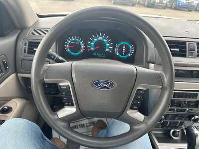 2010 Ford Fusion, $2999. Photo 5