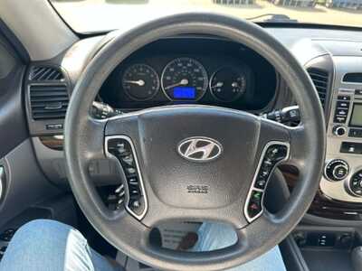 2011 Hyundai Santa Fe, $3999. Photo 5