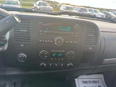 2011 Chevrolet SILVERADO 1500, $5999. Photo 11