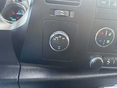 2011 Chevrolet SILVERADO 1500, $5999. Photo 12