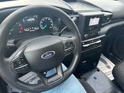 2021 Ford Explorer, $8999. Photo 11