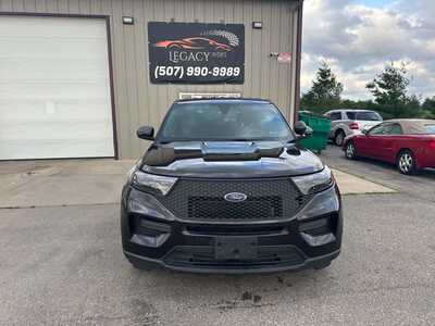 2021 Ford Explorer, $8999. Photo 2