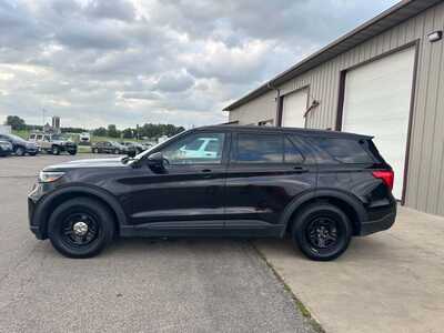 2021 Ford Explorer, $8999. Photo 9