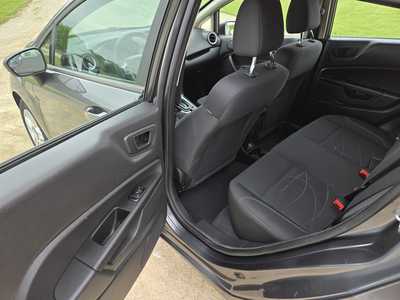 2019 Ford Fiesta, $6395. Photo 9