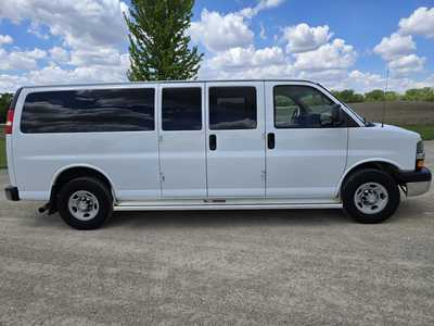 2013 Chevrolet Van,Passenger, $15395. Photo 5