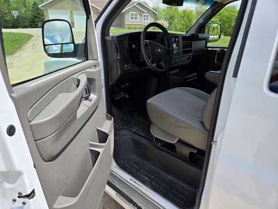 2013 Chevrolet Van,Passenger, $15395. Photo 8
