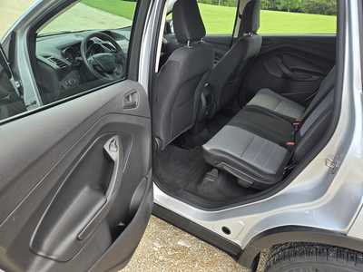 2019 Ford Escape, $10895. Photo 9