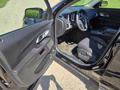2017 Chevrolet Equinox, $6895. Photo 8