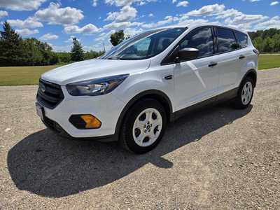 2019 Ford Escape, $10895. Photo 2