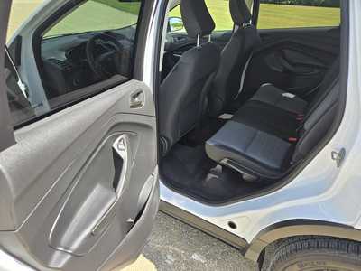 2019 Ford Escape, $10895. Photo 9