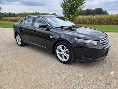 2016 Ford Taurus, $9895. Photo 4