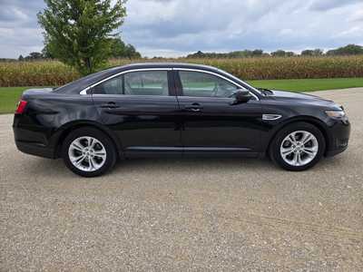 2016 Ford Taurus, $9895. Photo 5