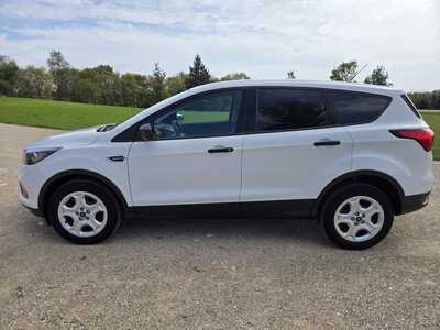 2019 Ford Escape, $10895. Photo 1
