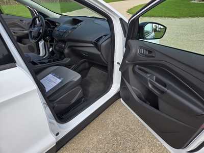 2019 Ford Escape, $10895. Photo 10