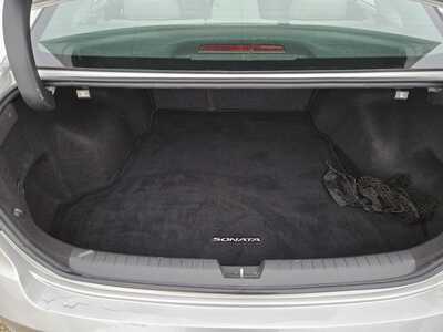 2015 Hyundai Sonata, $8795. Photo 12