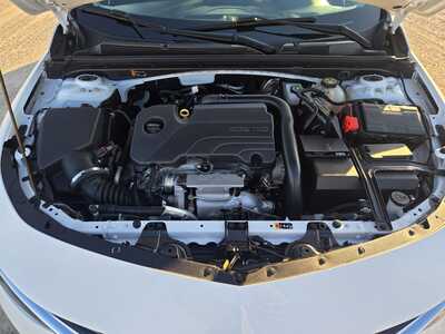 2021 Chevrolet Malibu, $13895. Photo 7
