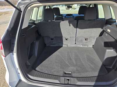 2016 Ford Escape, $7895. Photo 12
