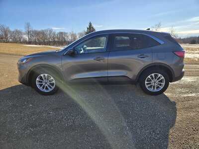 2021 Ford Escape, $13395. Photo 1