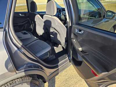 2021 Ford Escape, $13395. Photo 11