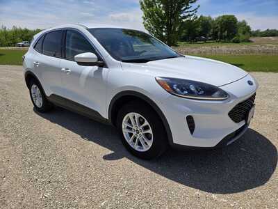 2021 Ford Escape, $18795. Photo 4