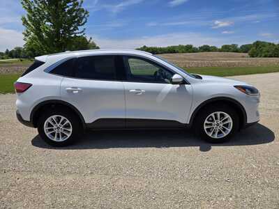 2021 Ford Escape, $18795. Photo 5