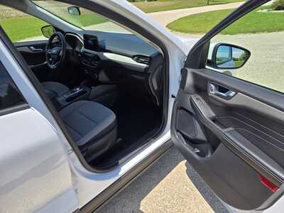 2021 Ford Escape, $18795. Photo 10