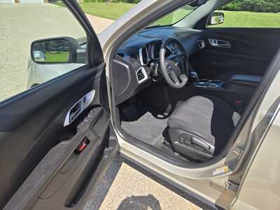 2015 Chevrolet Equinox, $6295. Photo 8
