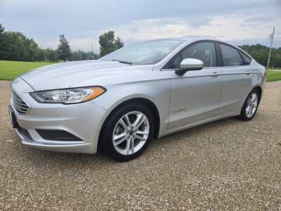 2018 Ford Fusion, $12795. Photo 2