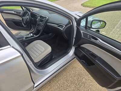 2018 Ford Fusion, $12795. Photo 10