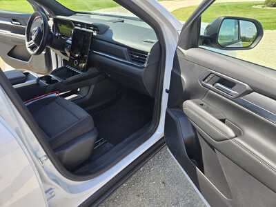 2025 GMC Terrain, $27495. Photo 10