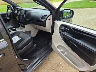 2019 Dodge Caravan, Grand, $7495. Photo 10