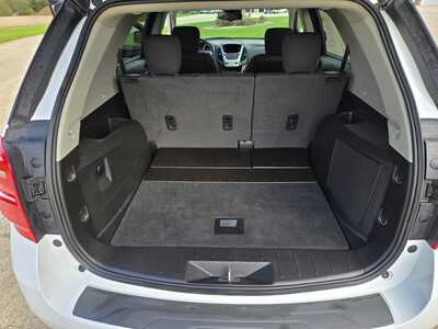 2016 Chevrolet Equinox, $8295. Photo 12