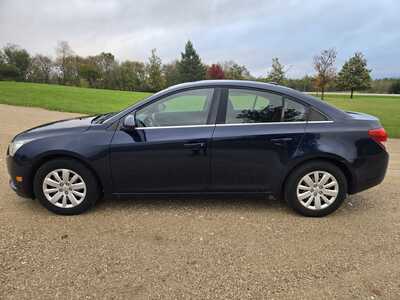 2011 Chevrolet Cruze, $4195. Photo 1