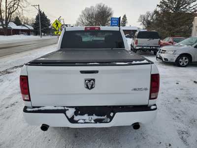 2014 RAM 1500 Crew Cab, $10995. Photo 4