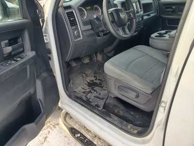 2014 RAM 1500 Crew Cab, $10995. Photo 5