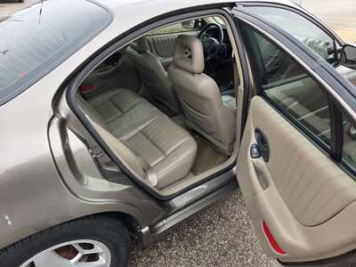2001 Pontiac Grand Prix, $6995. Photo 8