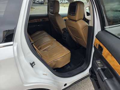 2011 Lincoln MKX, $6495. Photo 8
