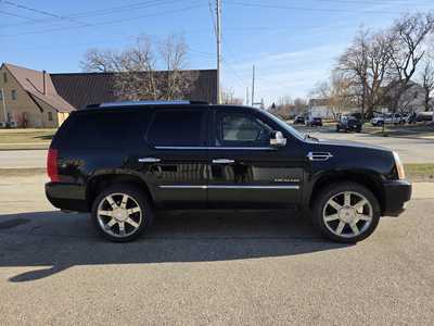 2014 Cadillac Escalade, $10995. Photo 2