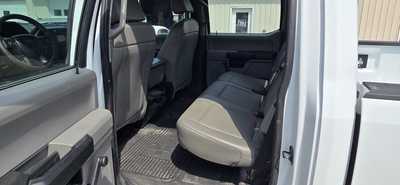 2020 Ford F250 Crew Cab, $28500. Photo 6