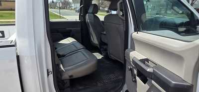 2020 Ford F250 Crew Cab, $28500. Photo 8