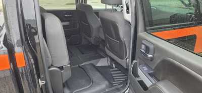 2015 Chevrolet 1500 Crew Cab, $12300. Photo 8