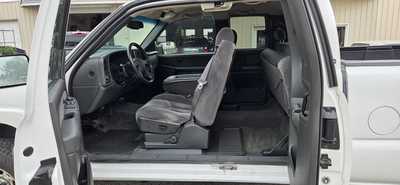 2003 GMC 2500 Ext Cab, $14495. Photo 5
