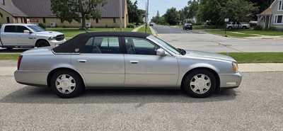 2005 Cadillac Deville, $4995. Photo 2