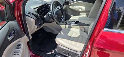2017 Ford Escape, $12995. Photo 5