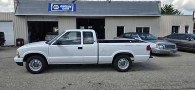 2003 GMC Sonoma Ext Cab, $4995. Photo 1