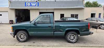 1997 Chevrolet 1500 Reg Cab, $10995. Photo 1
